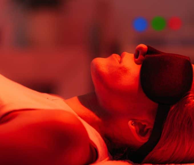 Who Benefits From Red Light Therapy