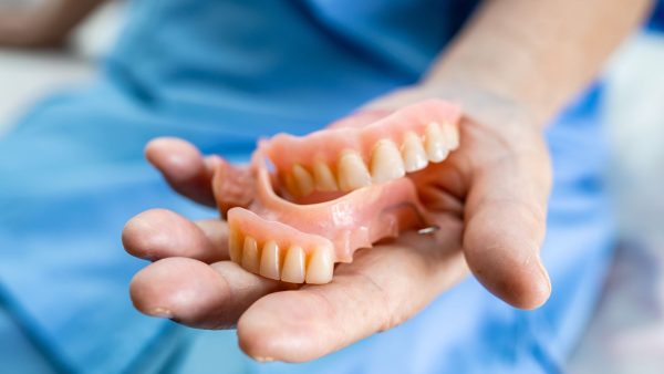 How To Adjust to Wearing Dentures