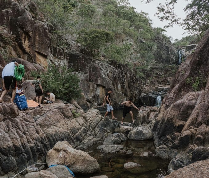 benefits of spending time in nature with friends